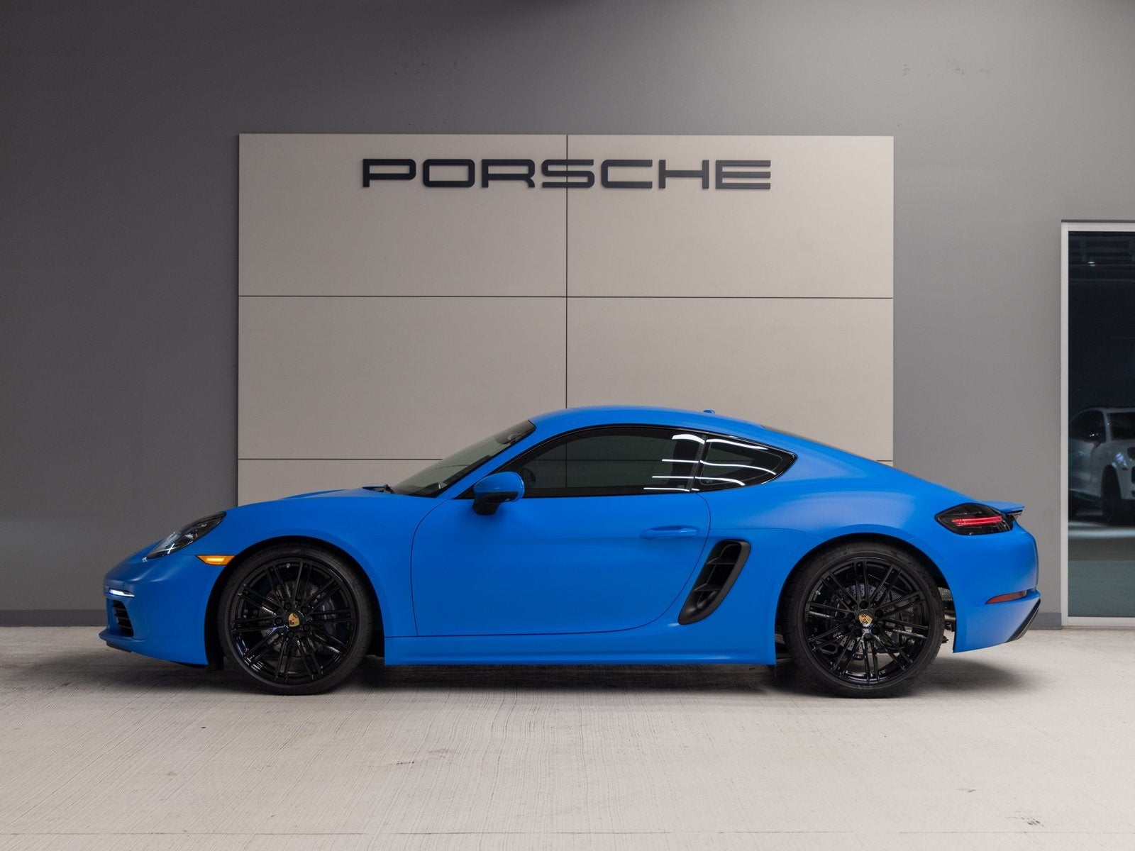 2025 Porsche 718 718 Cayman