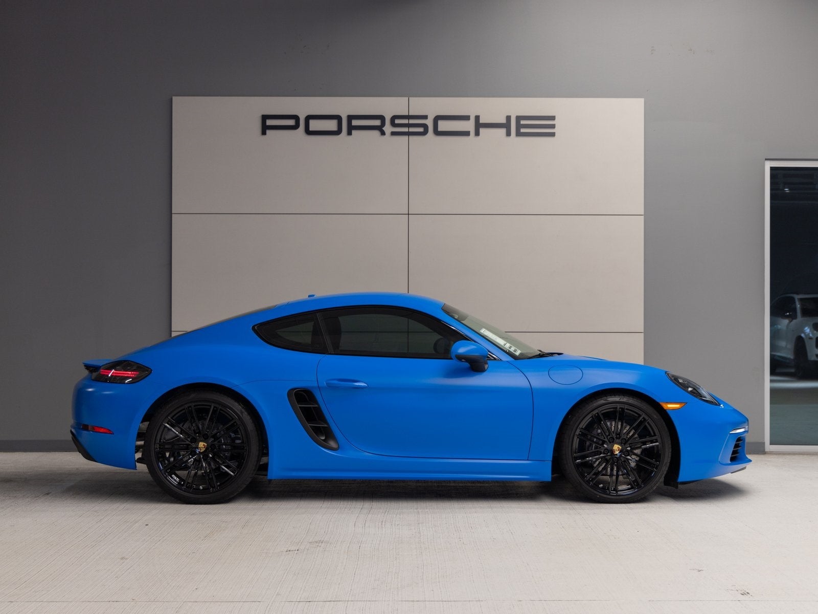 2025 Porsche 718 718 Cayman