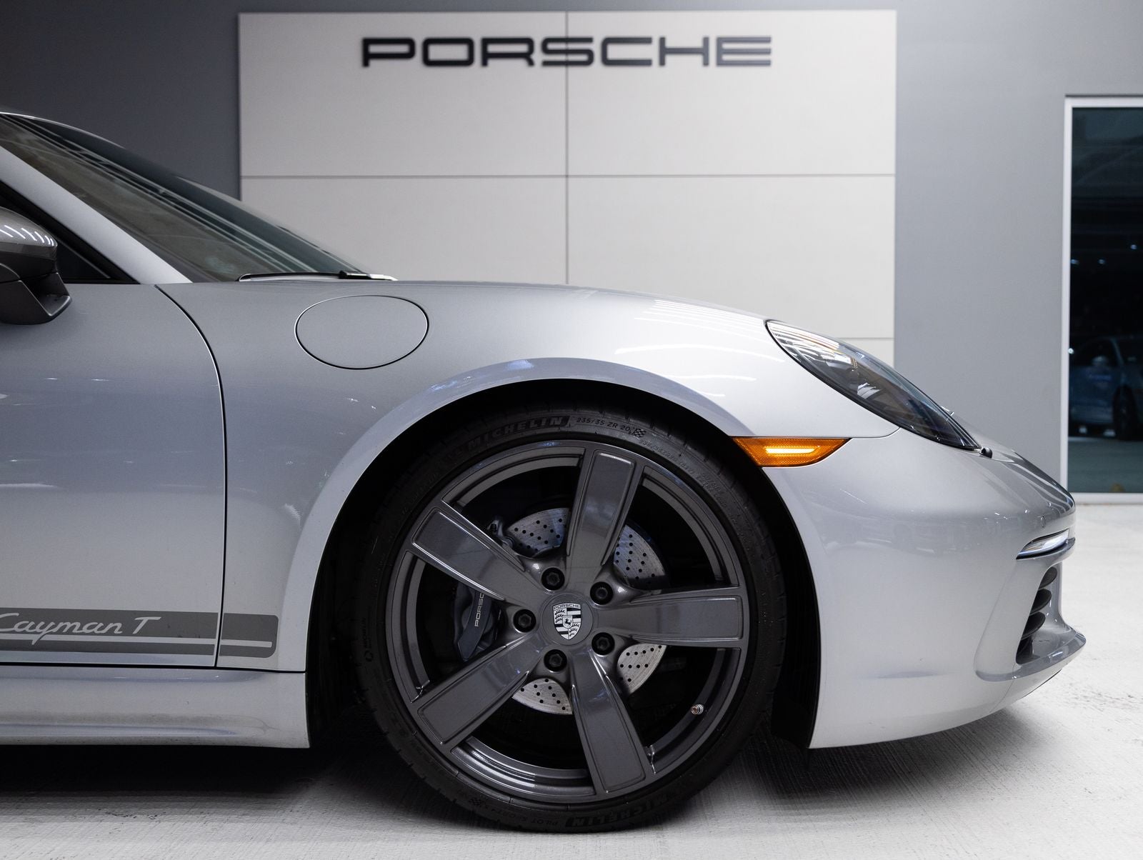2022 Porsche 718 718 Cayman T