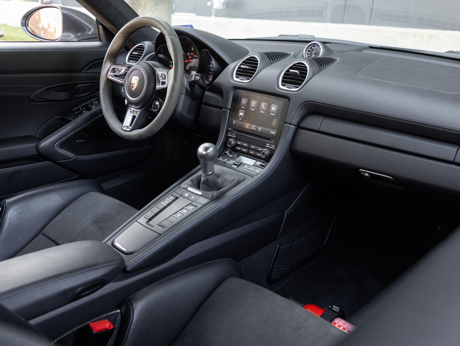 2022 Porsche 718 718 Cayman T