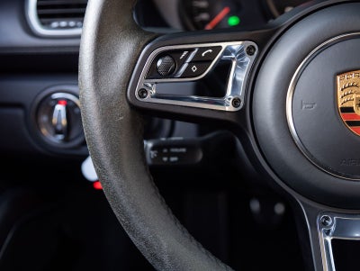2022 Porsche 718 718 Cayman T