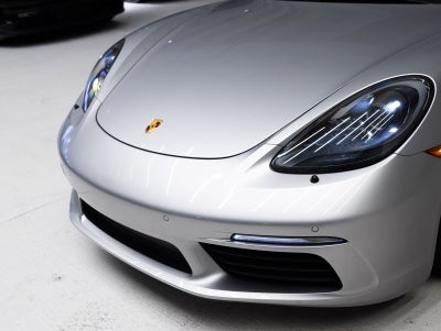 2022 Porsche 718 718 Cayman T