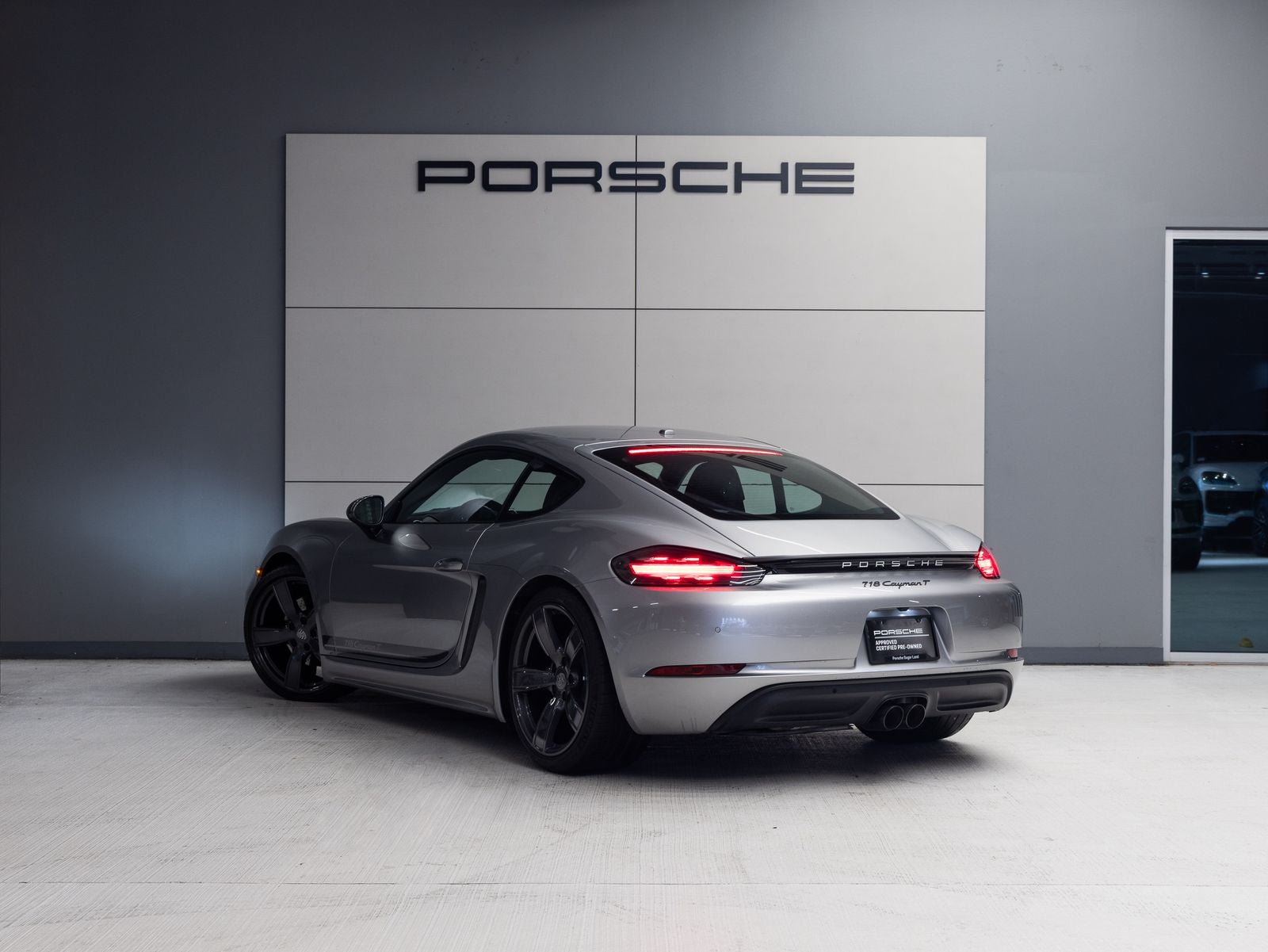2022 Porsche 718 718 Cayman T