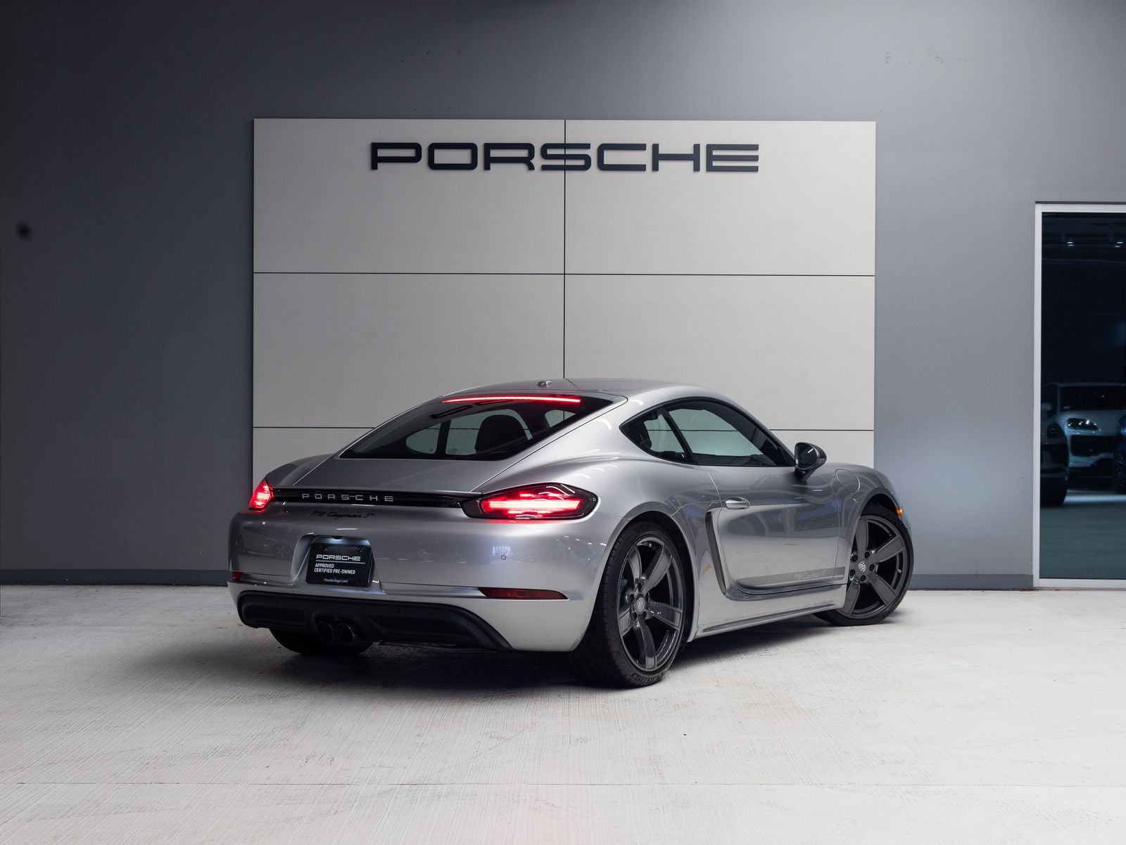 2022 Porsche 718 718 Cayman T