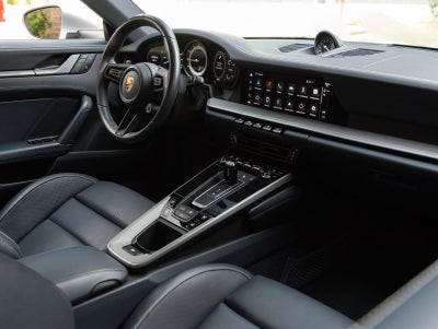 2022 Porsche 911 Carrera