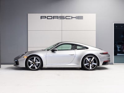 2022 Porsche 911 Carrera