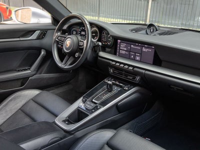 2020 Porsche 911 Carrera