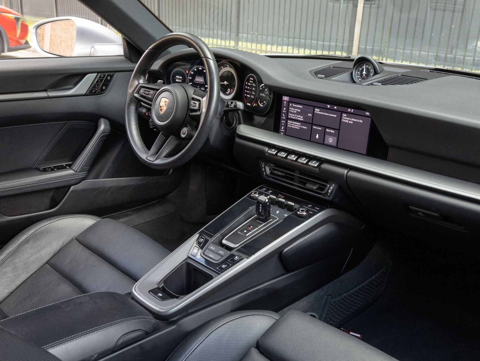 2020 Porsche 911 Carrera