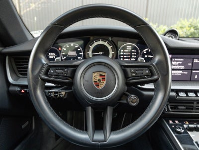 2020 Porsche 911 Carrera