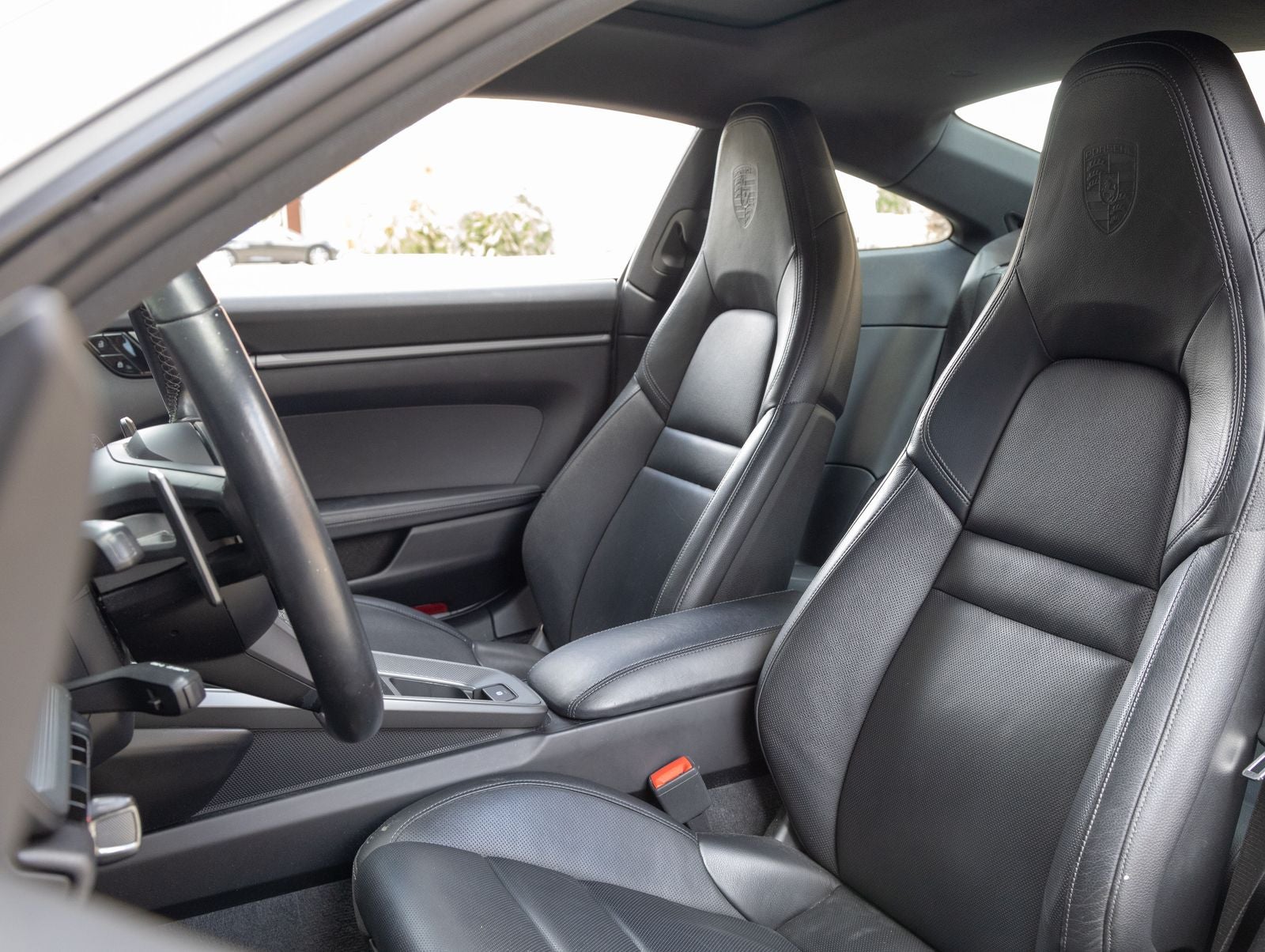 2020 Porsche 911 Carrera