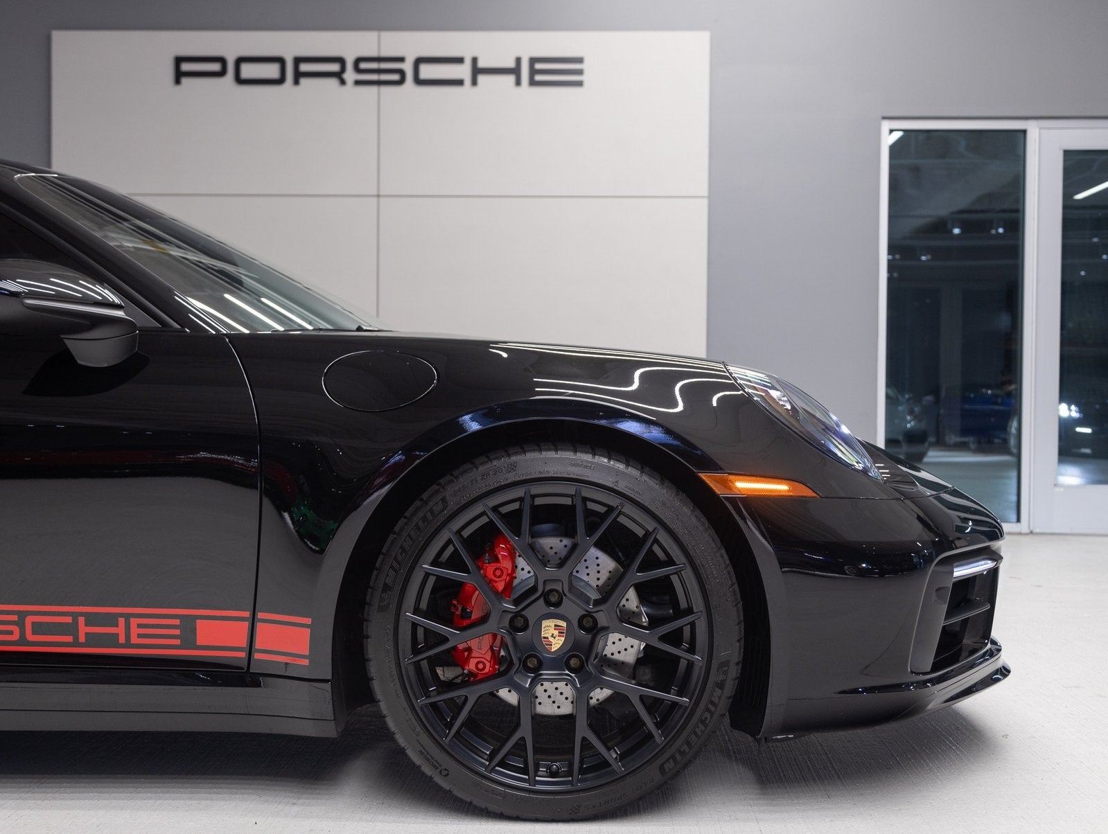 2024 Porsche 911 911 Carrera 4 (MY24)