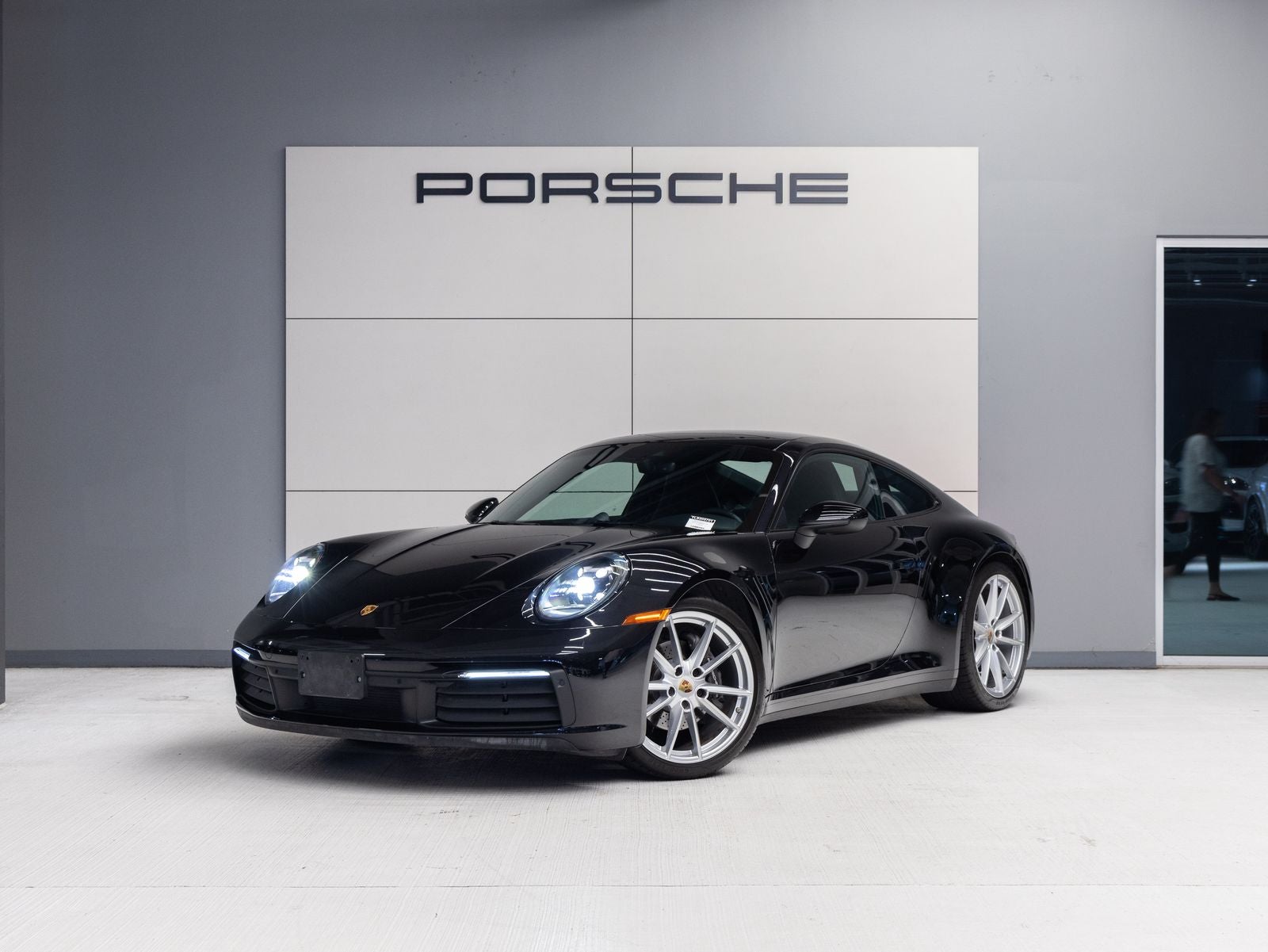 2020 Porsche 911 Carrera