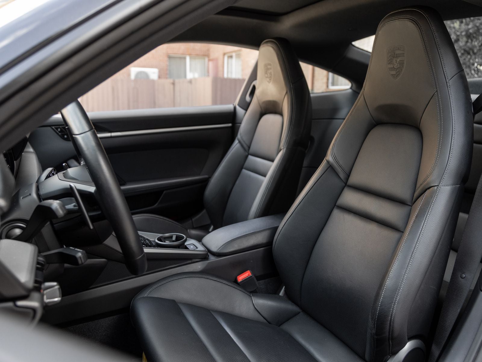 2020 Porsche 911 Carrera