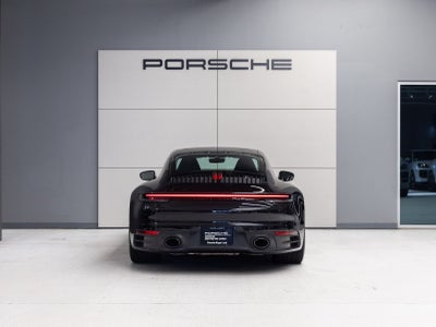 2020 Porsche 911 Carrera