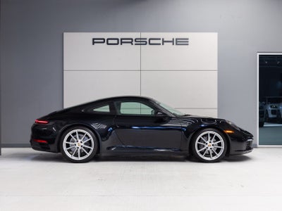 2020 Porsche 911 Carrera
