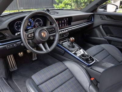 2025 Porsche 911 Carrera T