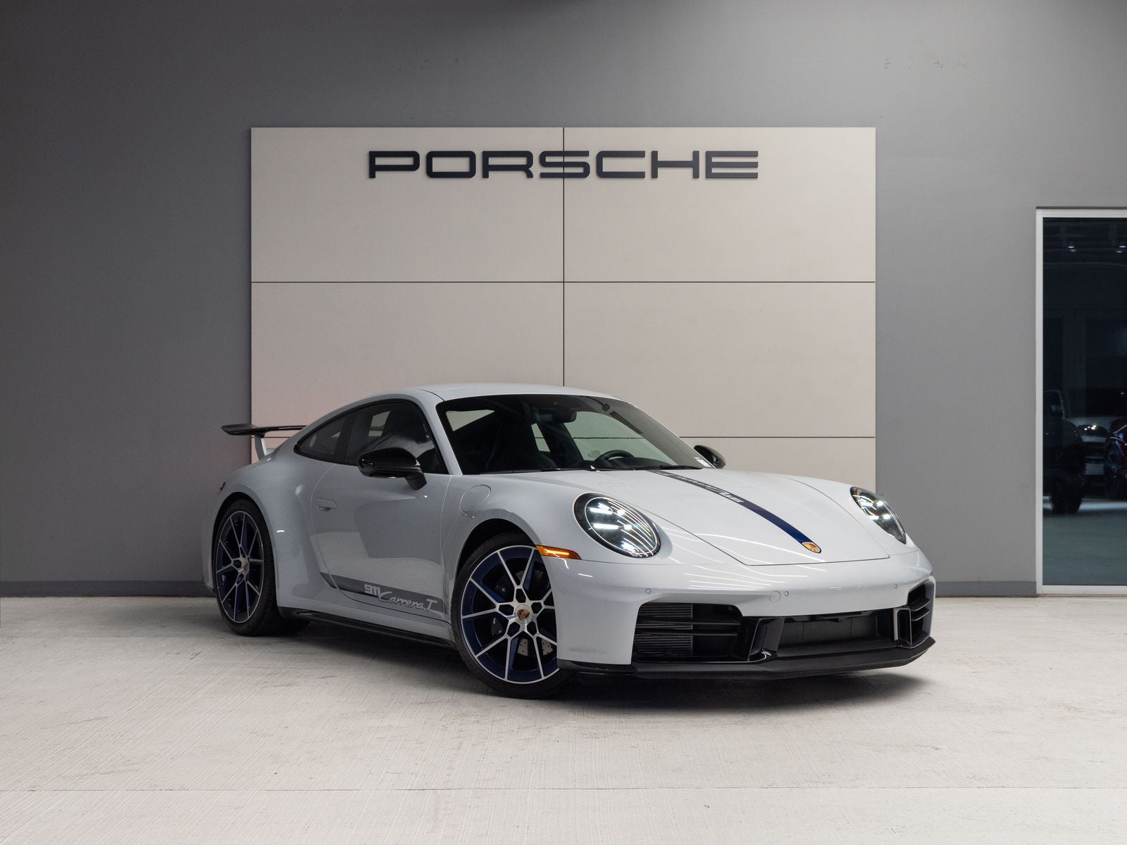 2025 Porsche 911 Carrera T