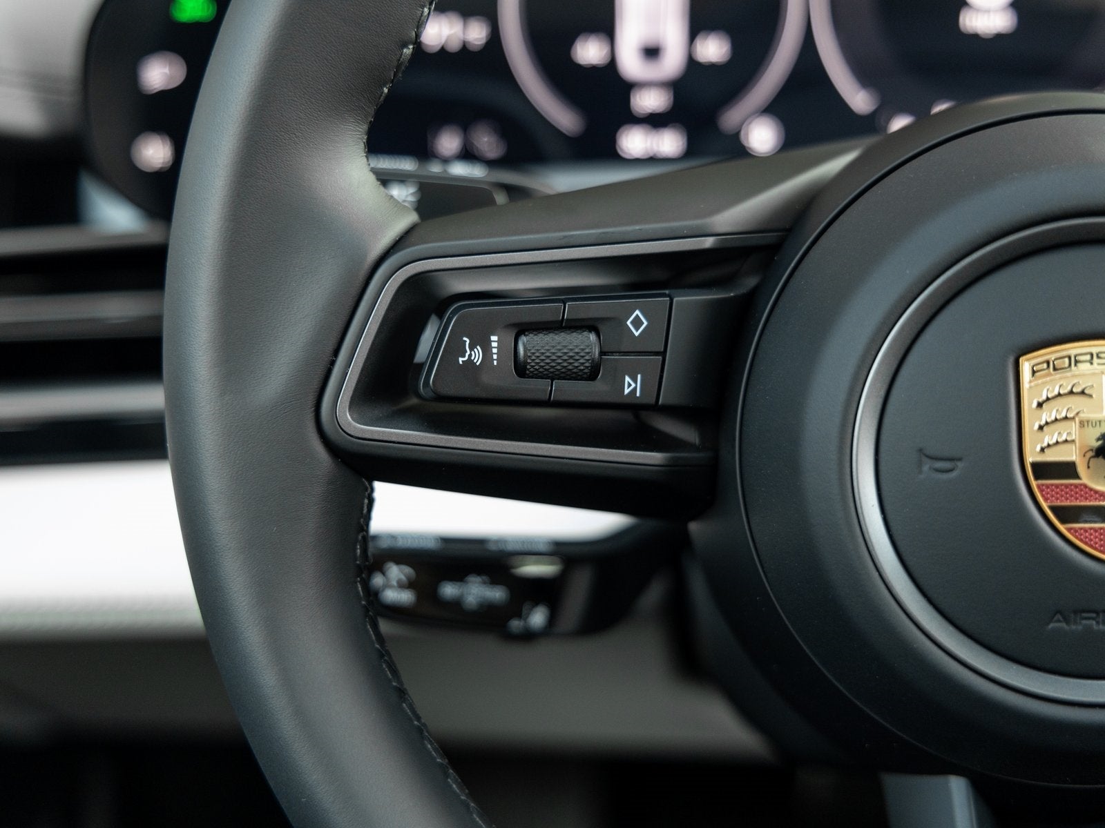 2025 Porsche Taycan Taycan