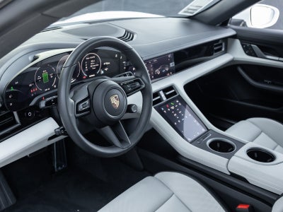 2025 Porsche Taycan Taycan