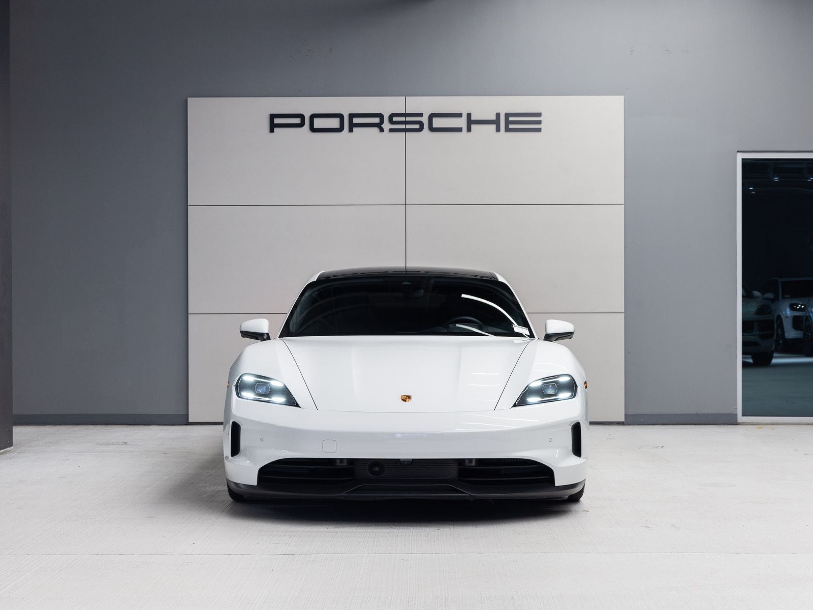 2025 Porsche Taycan Taycan
