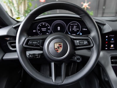 2025 Porsche Taycan Taycan
