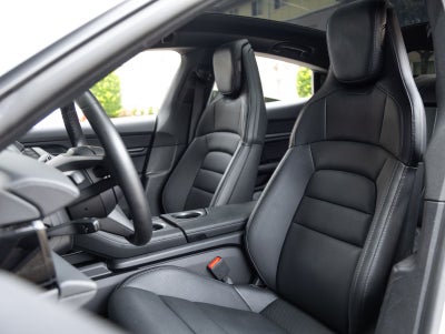 2025 Porsche Taycan Taycan