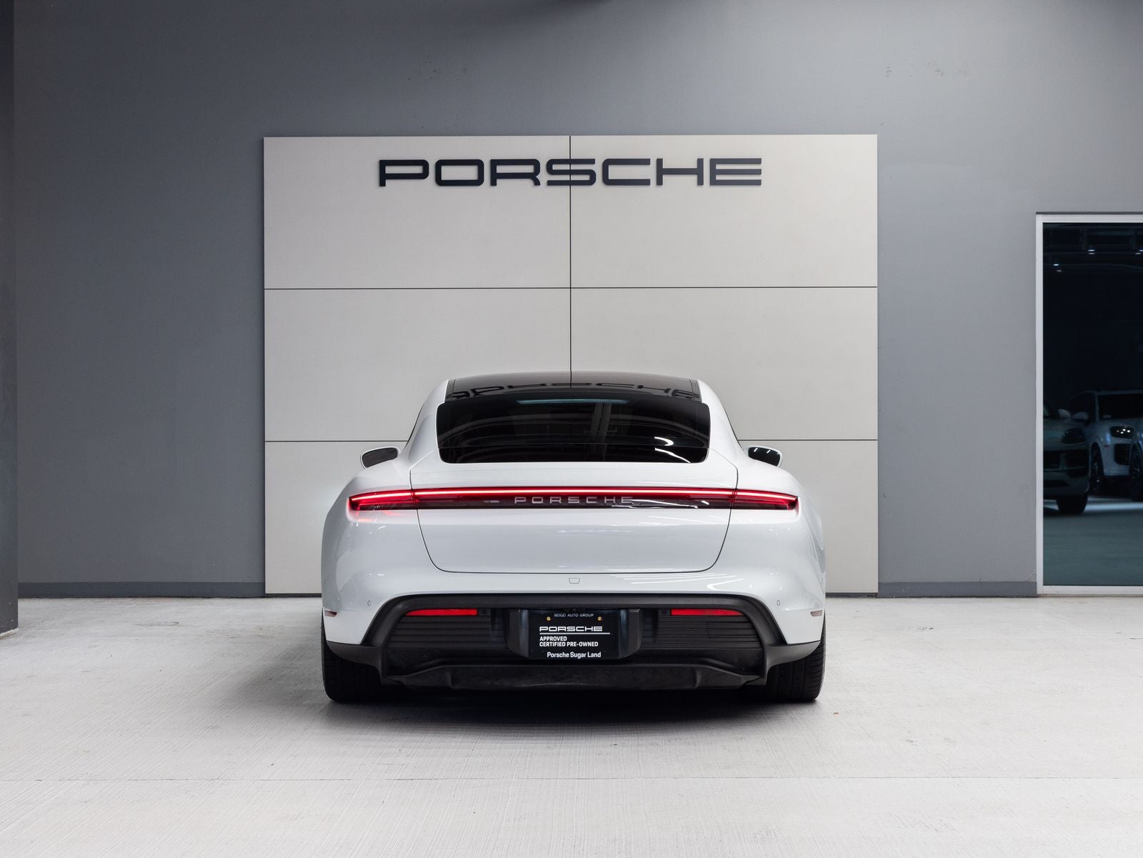 2025 Porsche Taycan Taycan