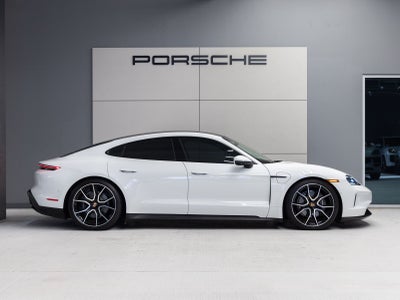 2025 Porsche Taycan Taycan