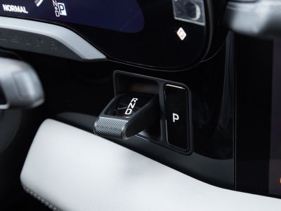 2026 Porsche Taycan 4 Black Edition