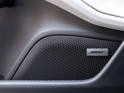 2026 Porsche Taycan 4 Black Edition