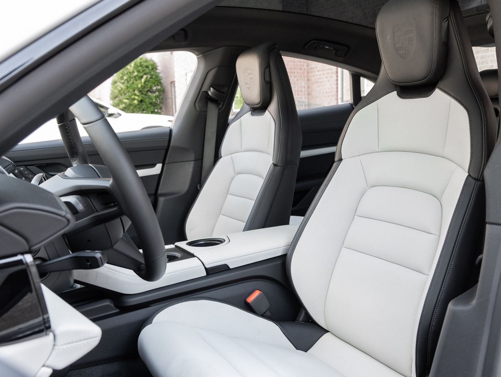 2026 Porsche Taycan 4 Black Edition