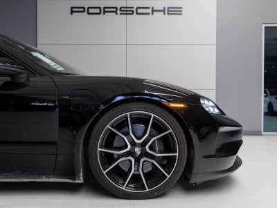 2025 Porsche Taycan Taycan 4