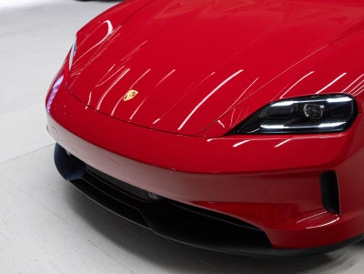 2025 Porsche Taycan RWD