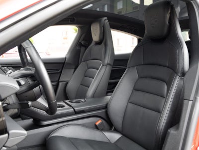 2025 Porsche Taycan RWD