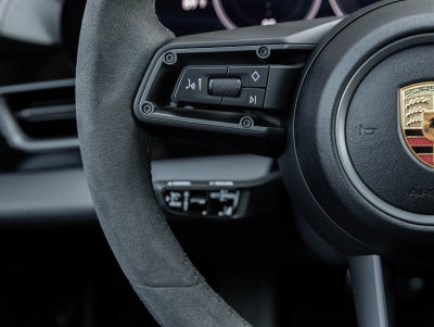 2025 Porsche Taycan Taycan 4