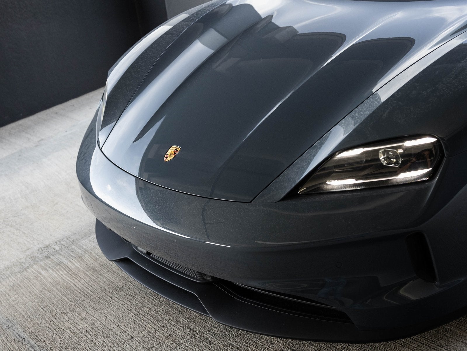 2025 Porsche Taycan Taycan 4