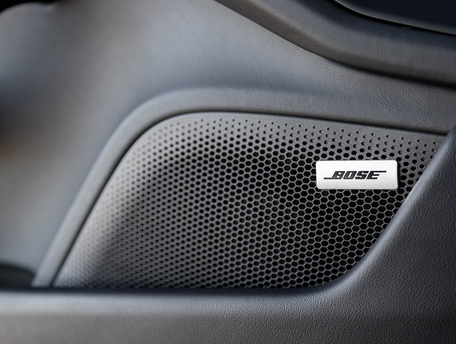 2025 Porsche Taycan Taycan 4