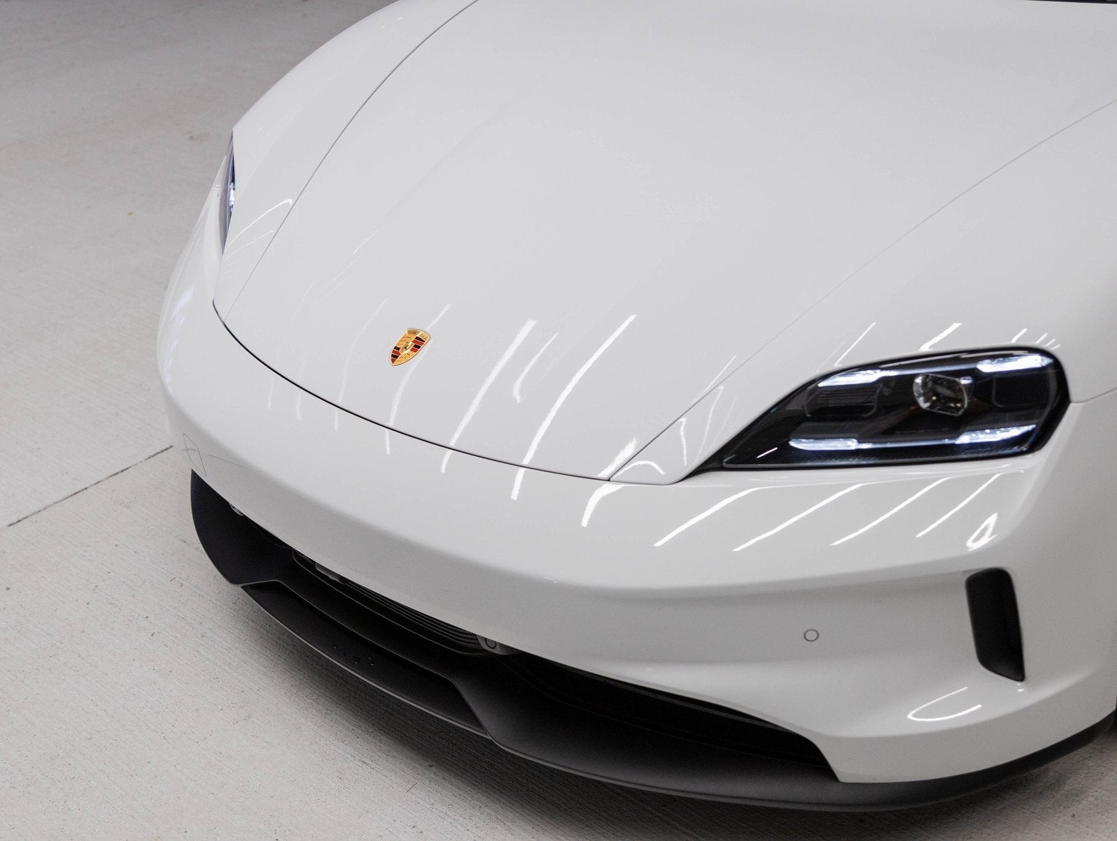 2025 Porsche Taycan Taycan 4