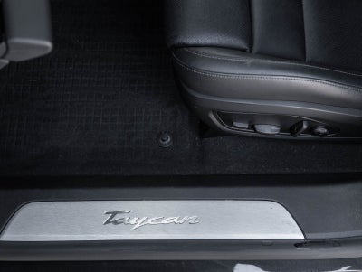 2025 Porsche Taycan Taycan