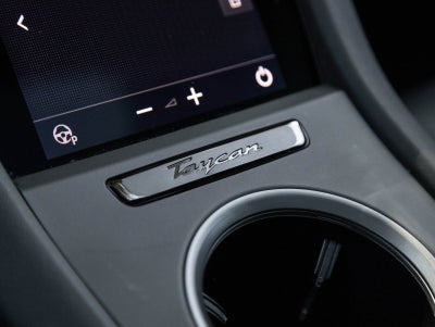 2025 Porsche Taycan Taycan