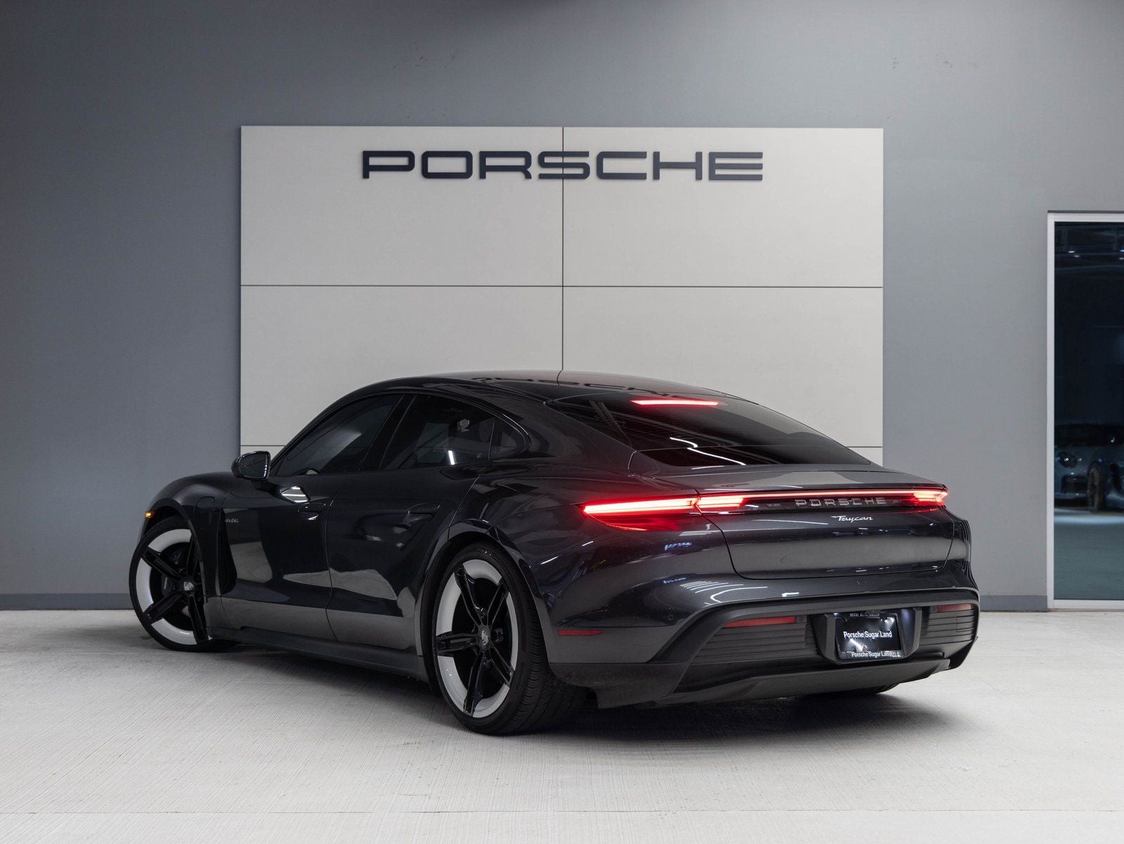 2025 Porsche Taycan Taycan