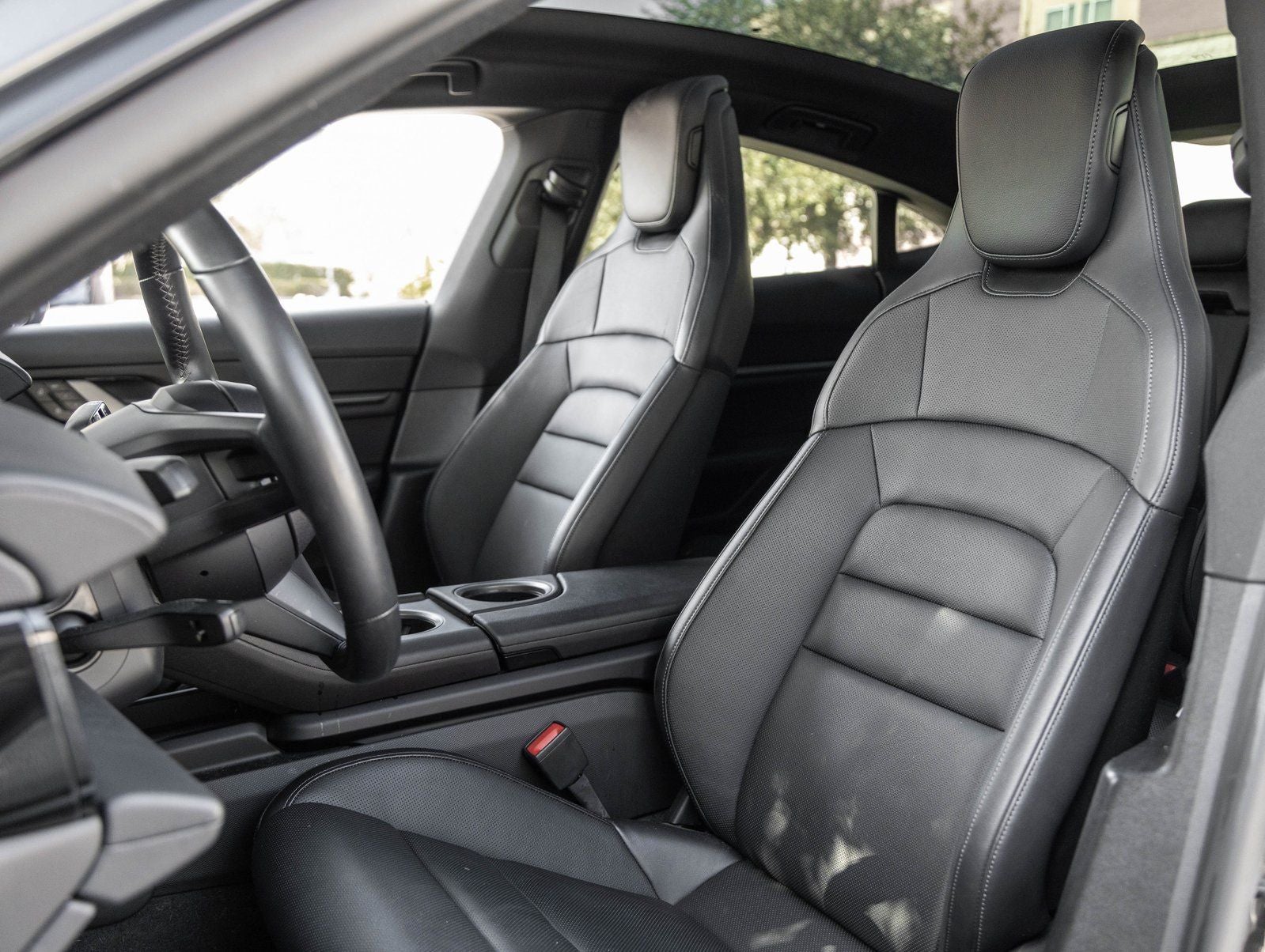 2025 Porsche Taycan Taycan