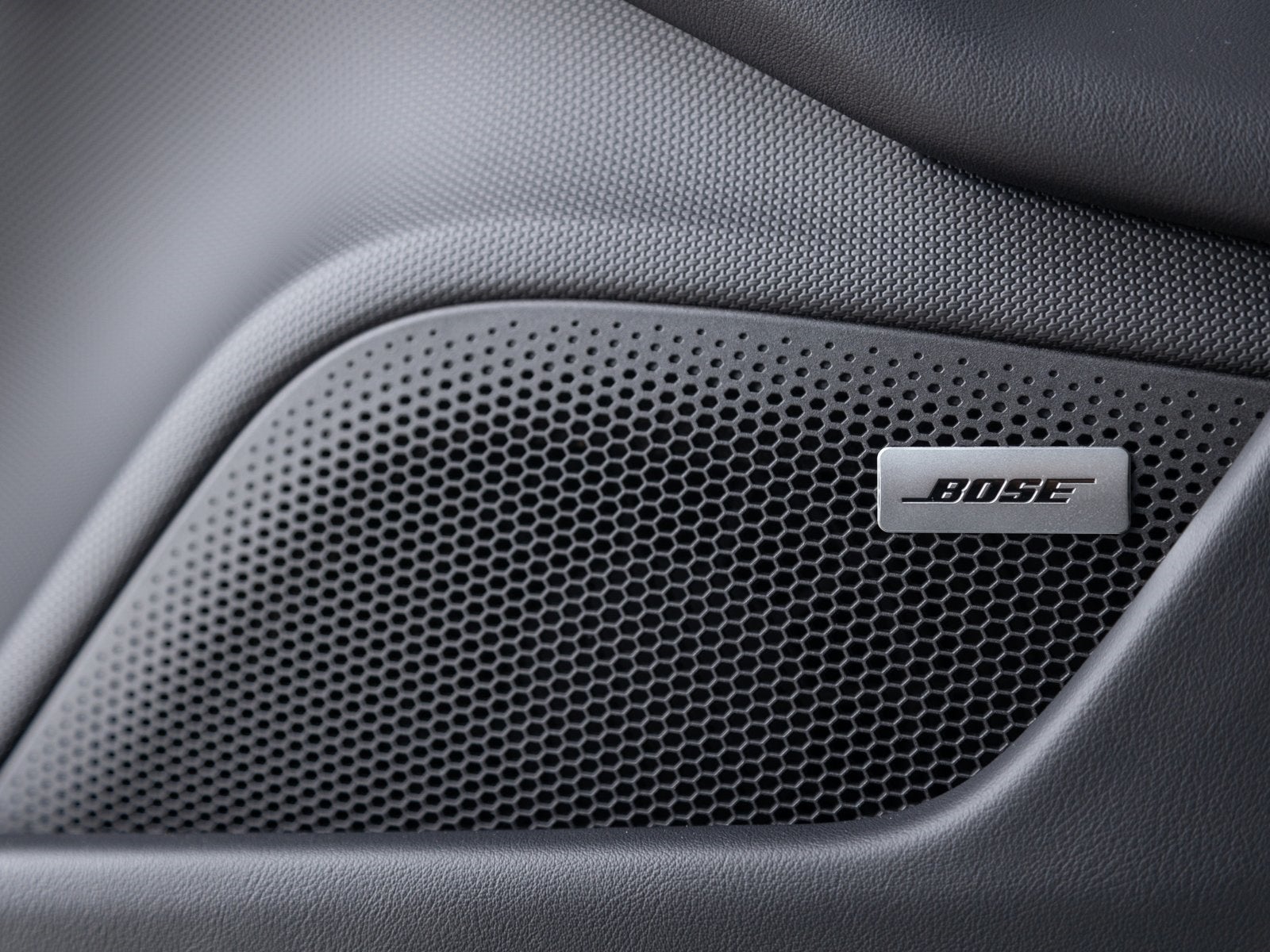 2025 Porsche Taycan Taycan