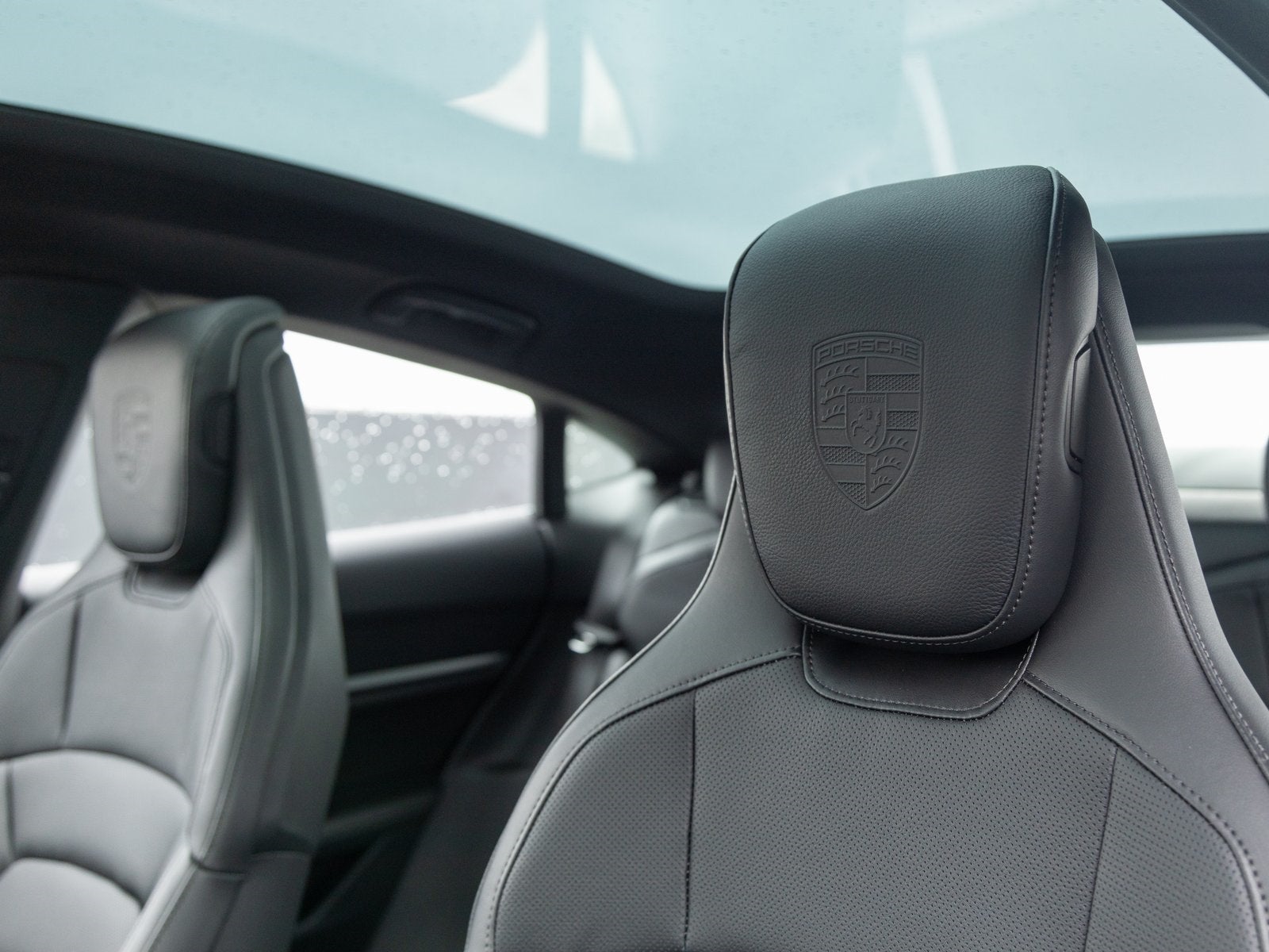 2025 Porsche Taycan Taycan