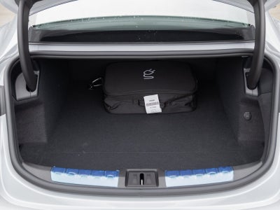 2025 Porsche Taycan Taycan