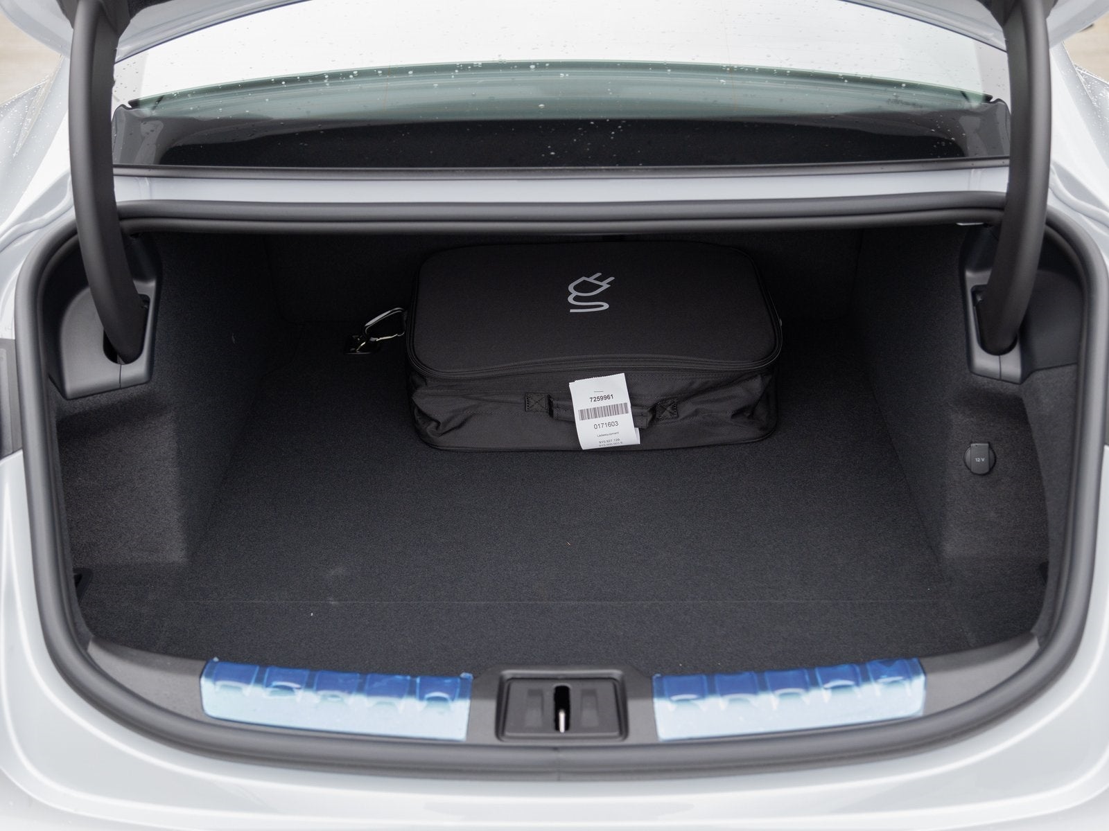 2025 Porsche Taycan Taycan