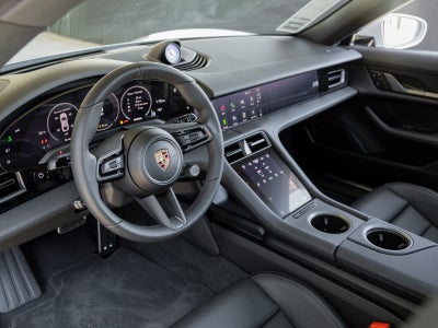2025 Porsche Taycan Taycan