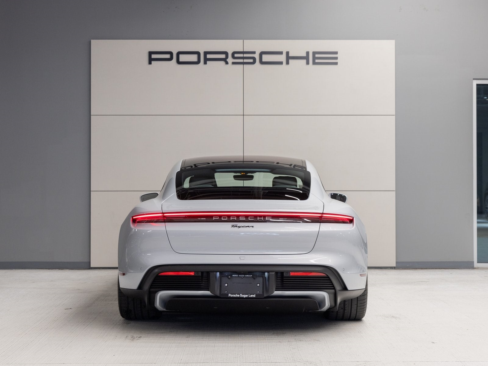 2025 Porsche Taycan Taycan