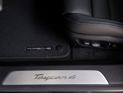 2025 Porsche Taycan Taycan 4