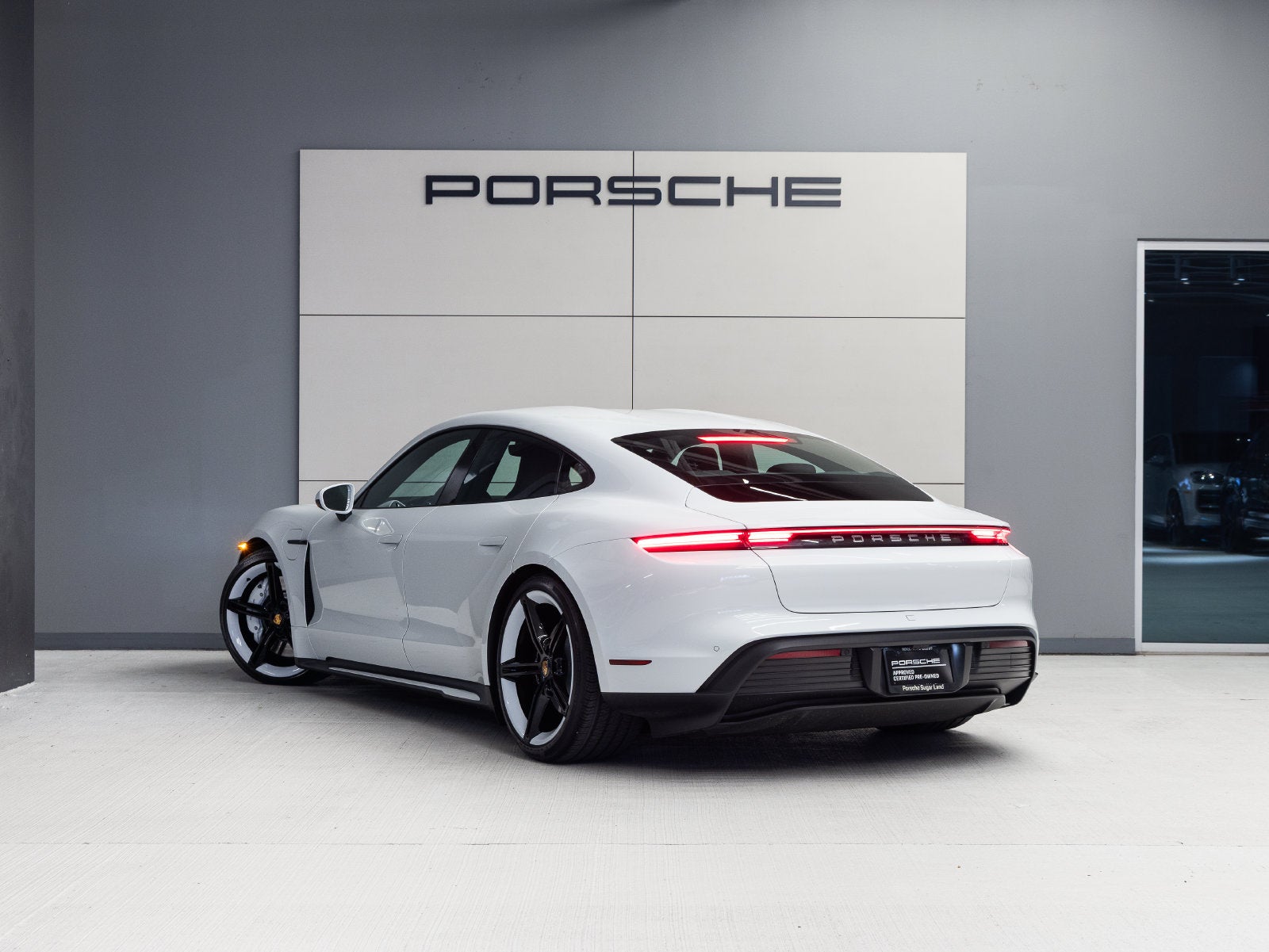 2023 Porsche Taycan Taycan